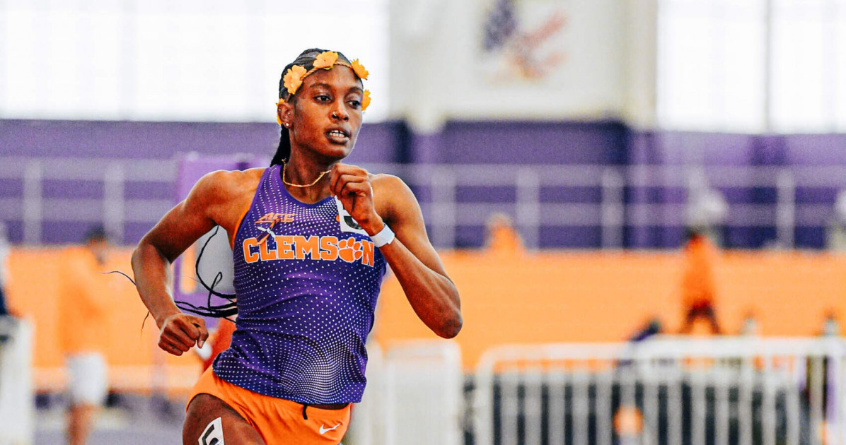 Foster shines at 400, Tigers Sweep DMR at South Carolina Invitational – Clemson Tigers Official Athletics Site