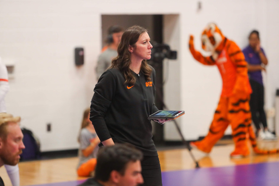 Clemson Volleyball Boosts 2024 Roster with Top Talent Signings