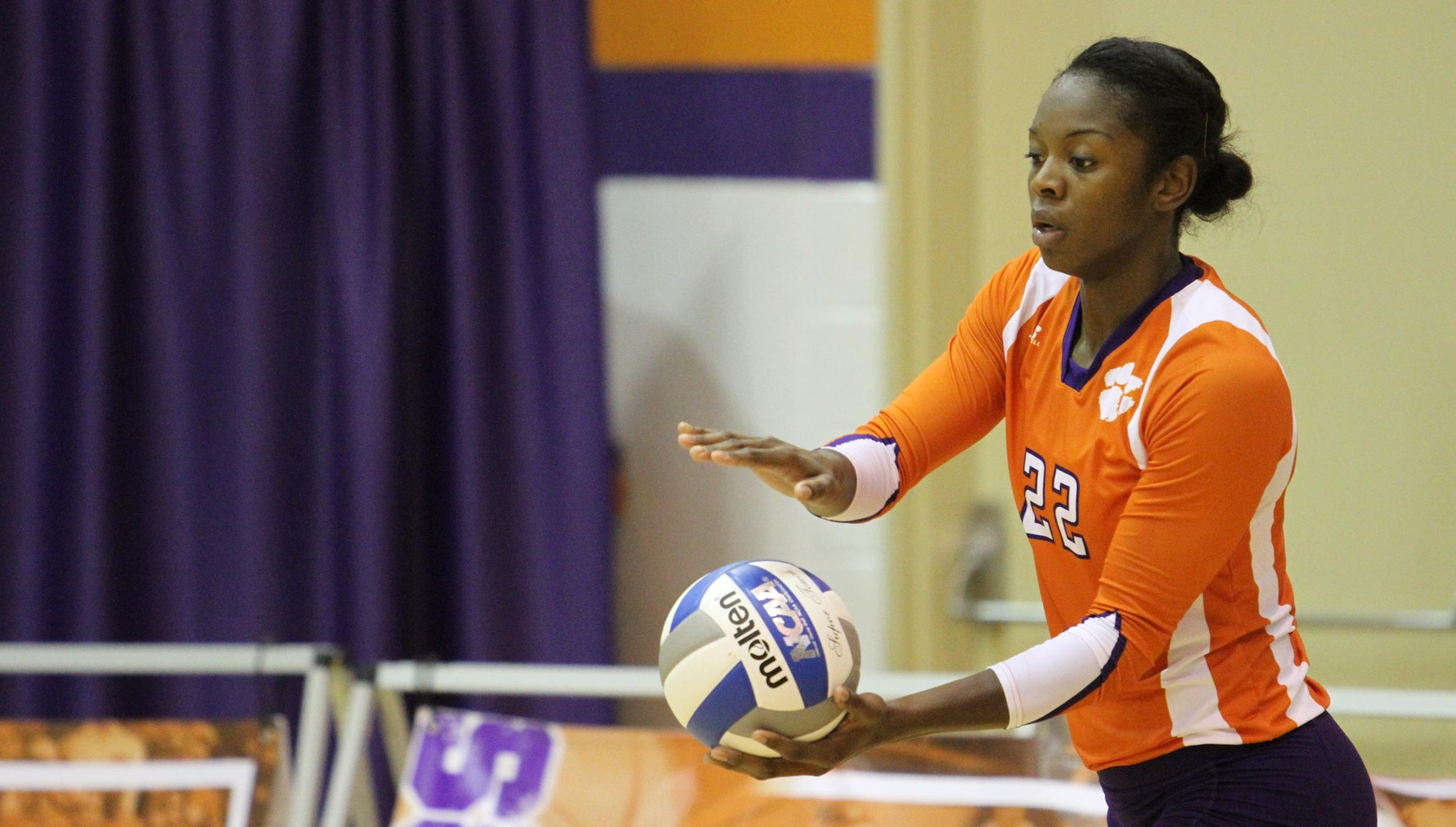 Exclusive: Simmons’ effort sparks Tigers - Clemson University Athletics