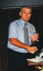 Larry Nash Passes - Clemson University Athletics