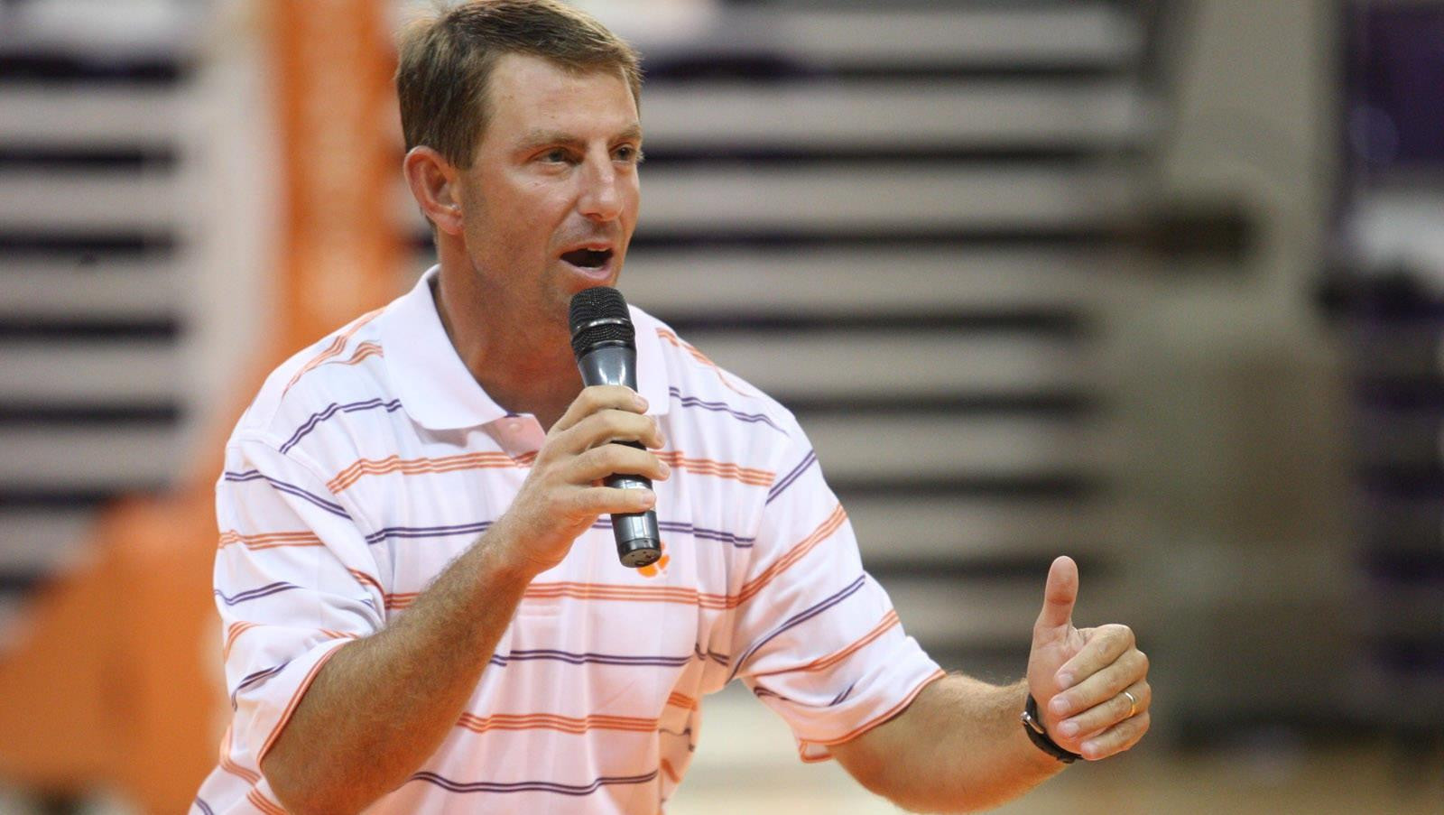 ClemsonTigers.com Exclusive: Coaches Share Lunch with Freshmen ...