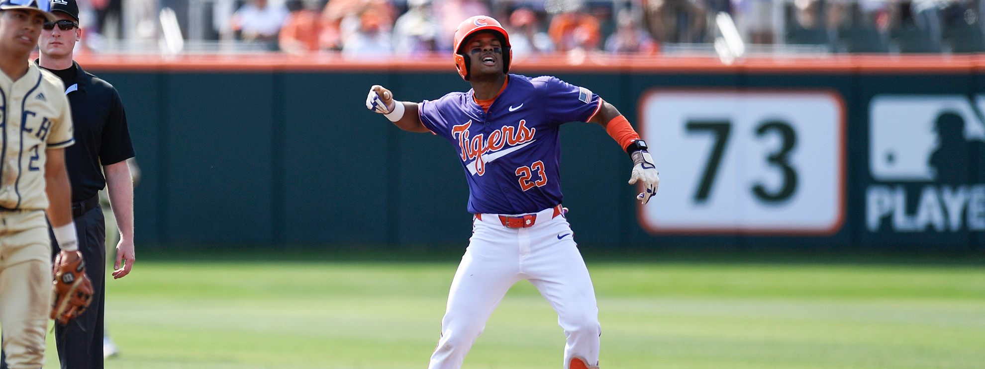 No. 8 Tigers Defeat No. 3 Yellow Jackets 13-7 - Clemson University