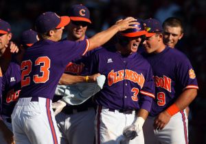 Brad Felder team celebrate home run