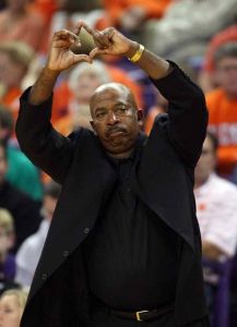 Head Coach Oliver Purnell