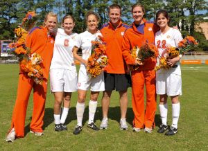 2009 Seniors with Head Coach Hershey Strosberg