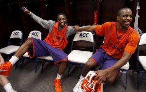 practice at greensboro coliseum 030911