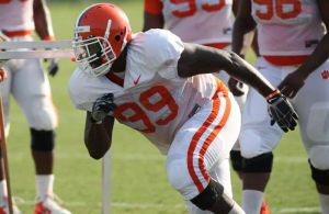 DeShawn Williams practice 081011