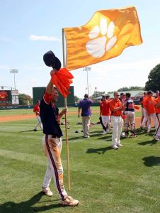 Mike Freeman flag postgame celebrate