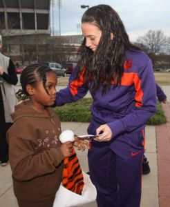 The Clemson men&acirc;?<sup>TM</sup>s and women&acirc;?<sup>TM</sup>s basketball teams hosted area children at the Tiger Wonderland charity event on Thursday, December 15 at Littlejohn Coliseum.