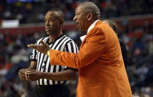 Head Coach Oliver Purnell