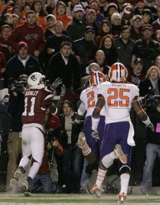 South Carolina's Kenny McKinley (11) looks up to catch a touchdown pass during the first quarter of a college football game against Clemson, Saturday, Nov. 24, 2007, at Williams Brice Stadium in Columbia, S.C. (AP Photo/Mary Ann Chastain)