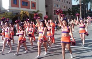 cheerleaders 2011-12 parade