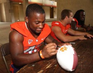 Corico Hawkins fan appreciation day 082111