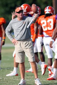 Offensive Coordinator Chad Morris