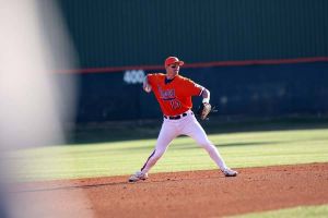 Photo by Mark Crammer