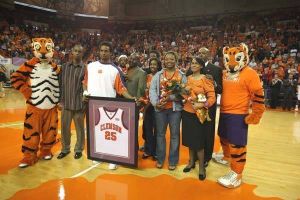 cliff hammonds and family with oliver purnell on senior day