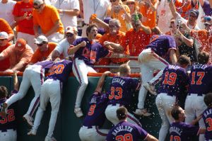NCAA Super Regional vs. Alabama 6/14/2010