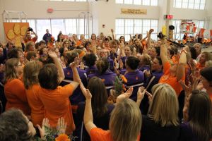women's team huddle senior day 020412