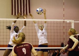 Serenat Yaz, Sandra Adeleye