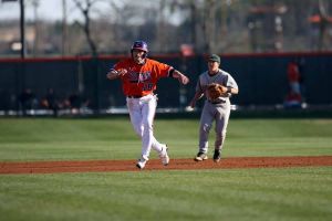 Photo by Mark Crammer