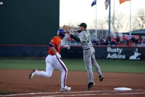 Photo by Mark Crammer