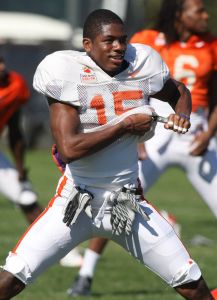 Coty Sensabaugh bowl practice 123011