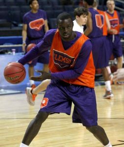 ncaa tournament pregame practice 031810