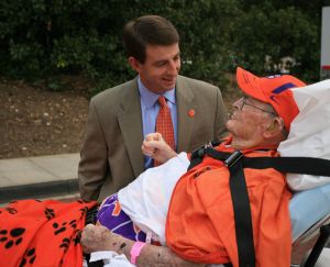 Dr. R.C. Edwards saw the football team off on Friday, November 28 as it boarded busses to head to the team hotel the Friday before the Tigers defeated South Carolina.