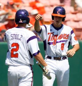 Richie Shaffer celebrate