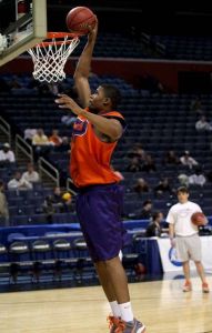 ncaa tournament pregame practice 031810