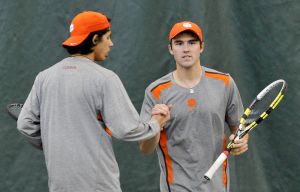 Gerardo Meza (L) and Zachary Rigsby