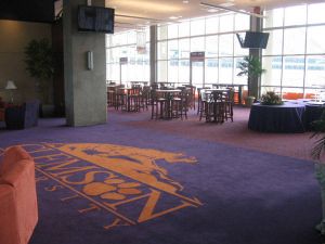 wez_sofa_area_facing_field