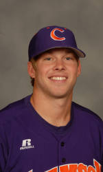 Vickery Hall Men’s Student-Athlete of the Week – Mike Freeman