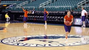 practice at greensboro coliseum 030211