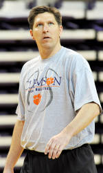 Brad Brownell Announces Summer Basketball Camp Offerings