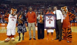 Senior Demontez Stitt