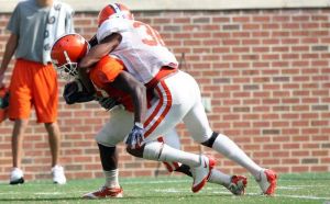 Garry Peters scrimmage 082011