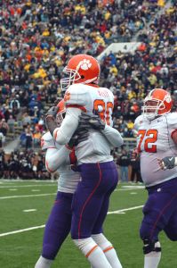 kelly_celebration_100706