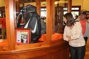 golf clubhouse finished