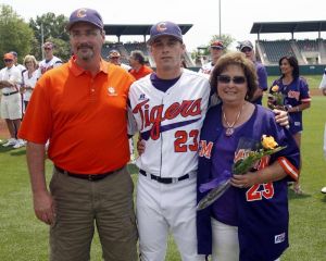 Senior Justin Sarratt