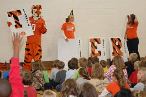 Iva Elementary School