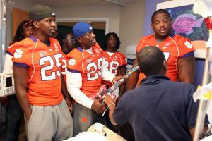 Clemson Football Visits Local Children's Hospital