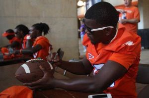 Carlton Lewis fan appreciation day 082111