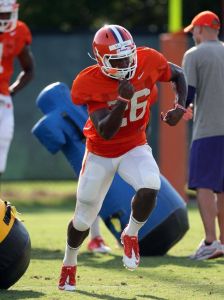 Marquan Jones practice 081011