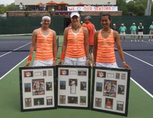 Seniors Josipa Bek, Nelly Ciolkowski and Keri Wong
