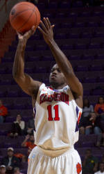 Clemson Men’s Basketball Team to Face Long Beach State in Paradise Jam Friday Afternoon
