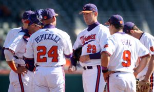 assistant coach dan pepicelli huddle on the mound