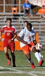 Clemson’s Onyeador Honored by the ACC