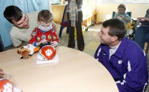 Members of the Clemson team and staff visited Levine Children's Hospital in Charlotte on Tuesday morning.