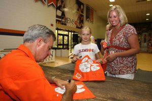 2007 Tommy Bowden Ladies Football Clinic. Photos courtesy of Mark Crammer and The Orange & White